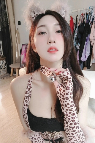 小玉吃果冻 – 微密圈系列套图+视频[28套